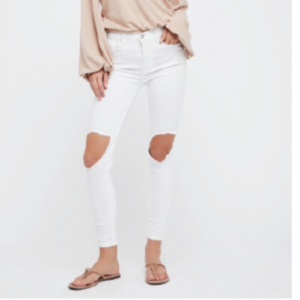 Free People White Jeans Distressed Detail At Knees Skinny